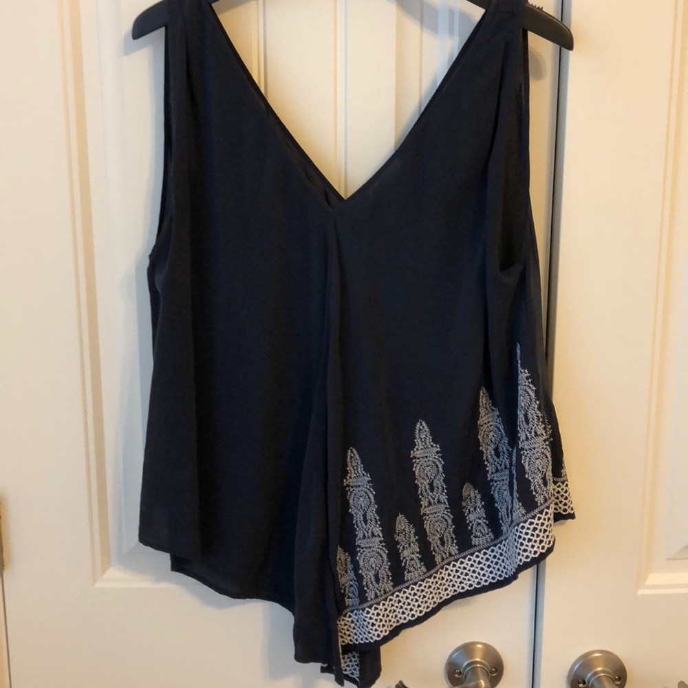 Club Monaco embroidered top